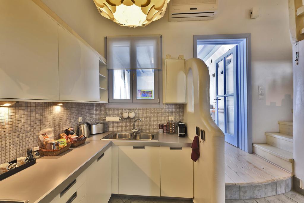 Ivi Mykonean Suites Mimoza Ornos Beach Екстериор снимка